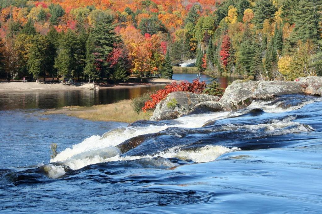 Heather Lodge Minden Екстер'єр фото